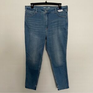 Old Navy Extra High Rise Rockstar Super Skinny Jeans Women’s Plus Size 20 NEW